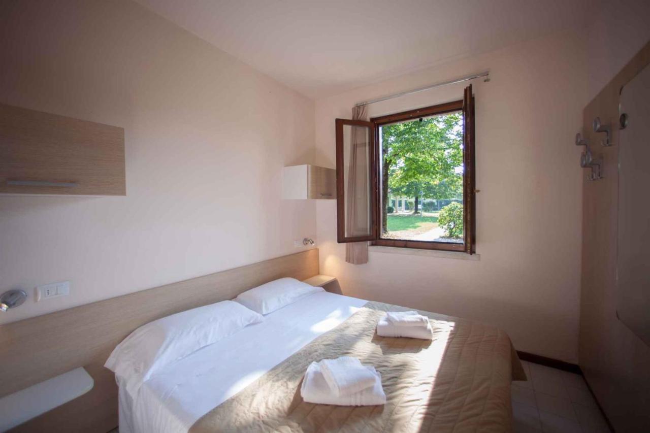 Holiday Homes In Sirmione/Gardasee 22174 Exterior photo